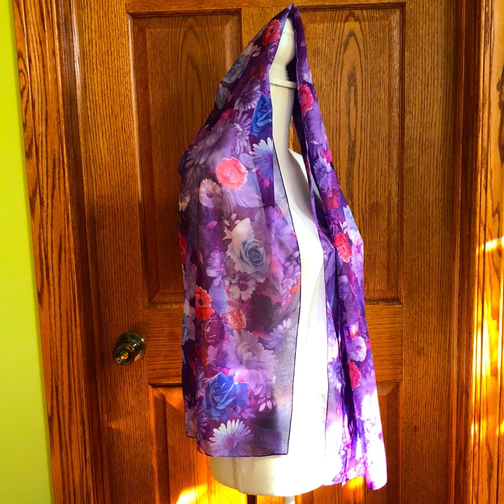 NEW LISTING! Vintage Silk Floral Scarf - Picture 5 of 5